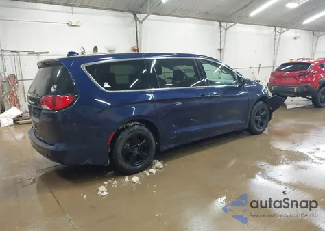 2017 Chrysler Pacifica Touring from USA, damaged, VIN 2C4RC1DGXHR660320